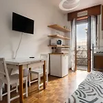 Domusmi Piccinni 21